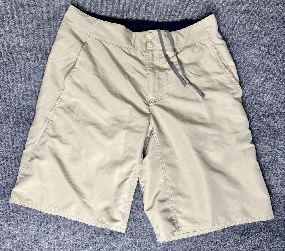 Columbia Omni-Shade Shorts Mens 34 Beige Nylon Hiking Fishing Outdoor UPF Casual